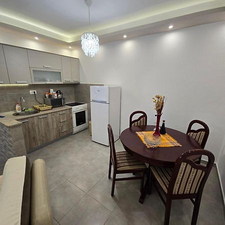 Apartment Angel โกตอร์ ภายนอก รูปภาพ