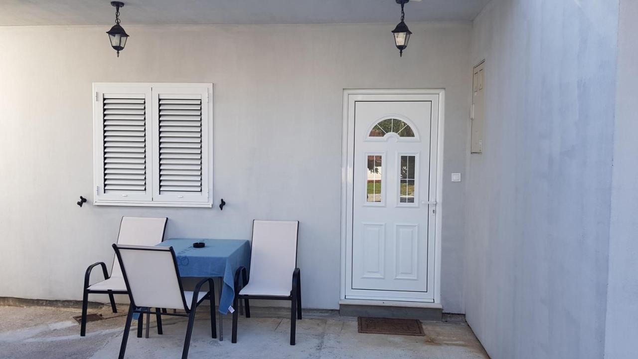 Apartment Angel โกตอร์ ภายนอก รูปภาพ