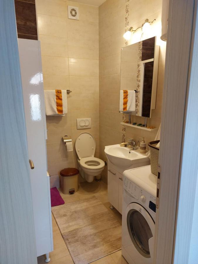 Apartment Angel โกตอร์ ภายนอก รูปภาพ
