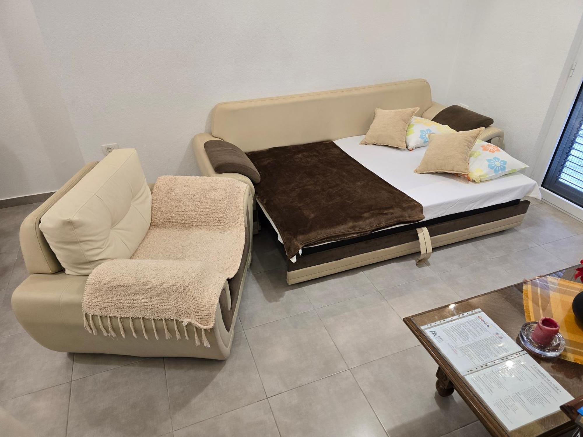 Apartment Angel โกตอร์ ภายนอก รูปภาพ